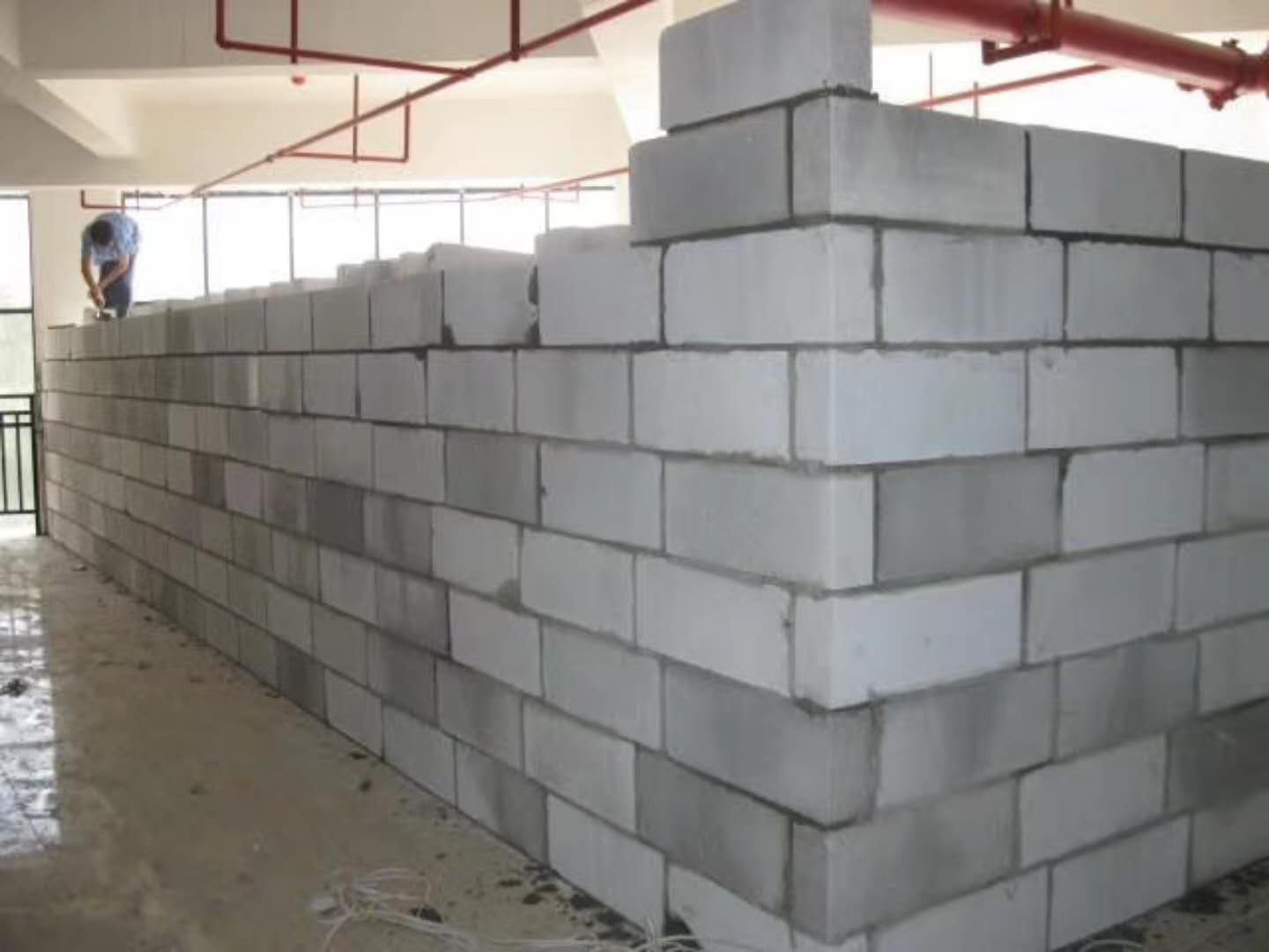 昌邑蒸压加气混凝土砌块承重墙静力和抗震性能的研究